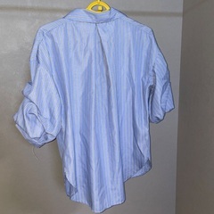【中古美品】レディースシャツの画像