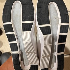 on roger テニスシューズの画像