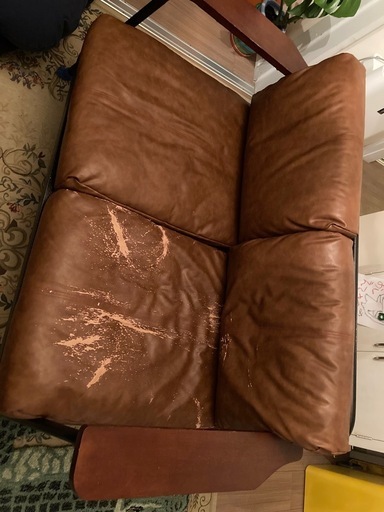 【値下げしました】ヴィンテージ風 2人掛けソファ 本革調 × 木製アーム