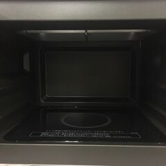  25072  [美品]フラットテーブルオーブンレンジ SHARP 2024年製 50/60Hz ◆大阪市内・東大阪市他 6,000円以上ご購入で無料配達いたします！◆ ※高槻・枚方方面◆西宮・尼崎方面◆生駒方面　それぞれ条件付き無料配送あり！            の画像
