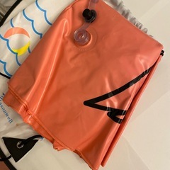 フラミンゴ　浮き輪の画像