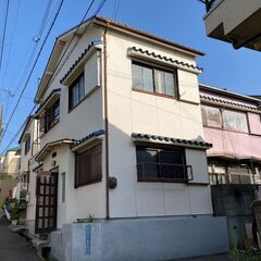 軽自動車を駐車できる駐車場付き！荷物の運び入れも楽々♪