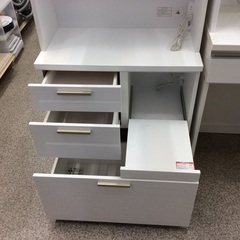 【ホワイトなのでお部屋に合わせやすい】 キッチンボード ニトリ　NITORI　ダイニングボード レンジボード カップボード レンジ台 食器棚 幅80.4cm :ホワイトの画像