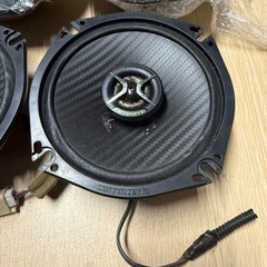 スピーカー4個の画像