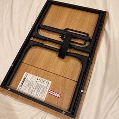 パソコン立て、作業台の画像