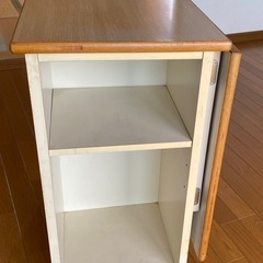 折りたたみキッチンテーブルの画像