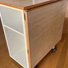 折りたたみキッチンテーブルの画像