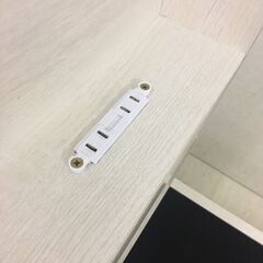  25069  木製シングルベッドフレーム　引出しコンセント付き 三栄コーポレーション   ◆大阪市内・東大阪市他 6,000円以上ご購入で無料配達いたします！◆ ※高槻・枚方方面◆西宮・尼崎方面◆生駒方面　それぞれ条件付き無料配送あり！            の画像