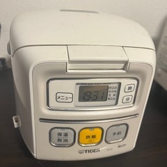 炊飯器の画像