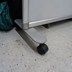 【恵庭】移動もらくらく！キャスター付バーテーションの画像