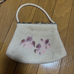 お呼ばれバッグ2点、パールロングネックレス　の3点セットの画像