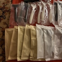 【お買い得‼️】使い捨てカミソリ&シェービングフォーム（新品未使用品、25点セット）の画像