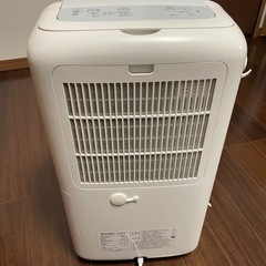 SHARP 除湿機の画像