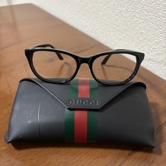 美品/GUCCI グッチ　メガネ　インターロッキング　シェリーライン　度なしの画像
