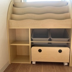 Pieni 絵本ラック Aタイプ 82cmの画像