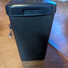 【ジャンク】アイリスオオヤマ　シュレッダー家庭用の画像
