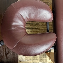 折りたたみ式施術ベッドの画像