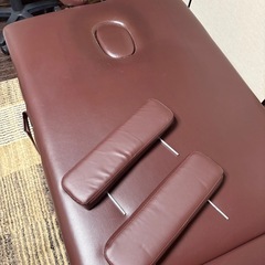 折りたたみ式施術ベッドの画像