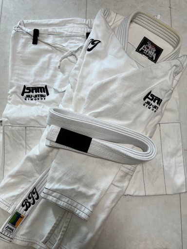 グローブ　レガース　柔術着　3点セット 楽天市場】venum（格闘技・武術｜スポーツ・アウトドア）の通販