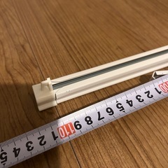 伸縮カーテンレールの画像