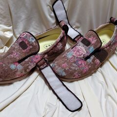 【まだ受付中・送付可能】中古美品 あゆみ ダブルマジックⅡ ローズ 茶 レディース 23.0-23.5 3E シルバーシューズ 介護用 早い者勝ちです✨✨の画像