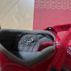 KEEN 子供用サンダル　レッド　17.0cmの画像