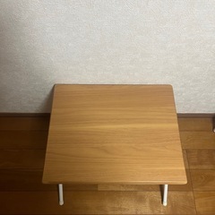 9/30午前まで　折りたたみテーブルの画像