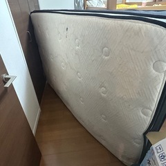 セミダブルマットレスの画像