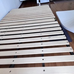セミダブルベッド　semi double bed の画像