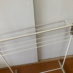 タオル掛け　室内物干しの画像