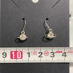 ゆらゆらピアス100円の画像