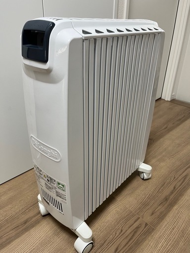 【現地引取限定】DeLonghi オイルヒーター キャスター付き　TDD0915BL