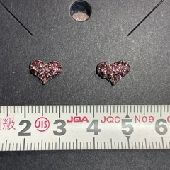 ハートピンクピアス300円の画像