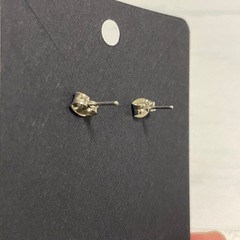 ハートピンクピアス300円の画像