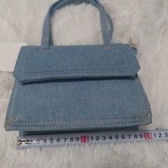 ZARA   ミニバック　デニム素材の画像