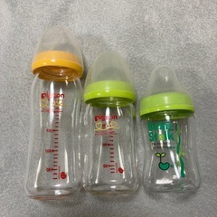 ピジョン  ガラス哺乳瓶セット　の画像