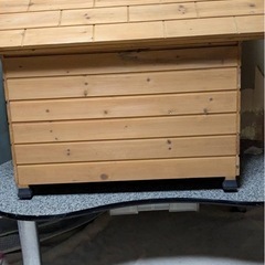 木製の犬小屋ほぼ未使用の画像
