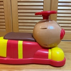 アンパンマン 乗用　アンパンマンカーの画像