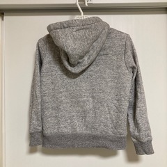 ユニクロ　ボアパーカー　130㎝の画像