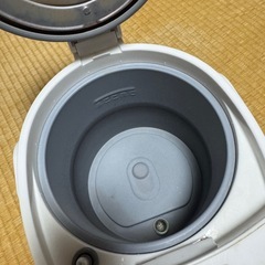 電動給湯ポット　2.2リットル　電気ポットの画像
