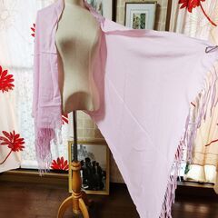 ∴新品未使用品。nouvelle pachemire(ヌーベルパシュミール) 淡く柔らかな彩が素敵な大判パシュミナ、いかがでしょうか？の画像