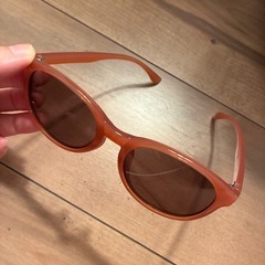 JINS サングラスの画像