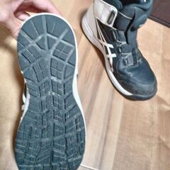 ASICS安全靴(中古)の画像