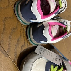 新品　子供　スニーカーの画像