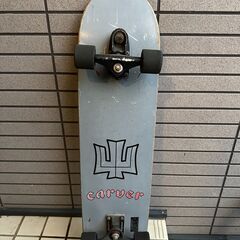 Carver サーフスケートボードの画像