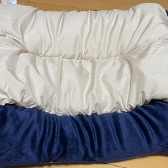 ペット用ベッドふわふわ冬用    紺色の画像