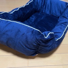 ペット用ベッドふわふわ冬用    紺色の画像