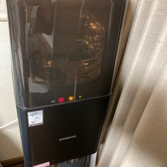 ウォーターサーバー探してます　　　譲ってください