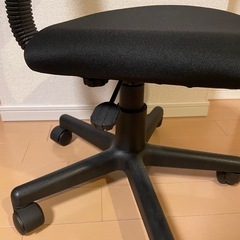 サンワサプライ オフィスチェア キャスター付きの画像