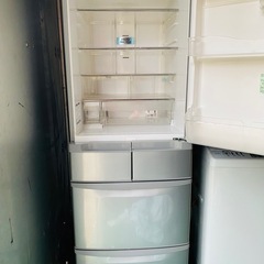 HITACHI 日立 冷蔵庫R-S42BM形 種 類 :ノンフロン冷凍冷蔵庫 年 式 :2012年製 定格内容積 :415Lの画像
